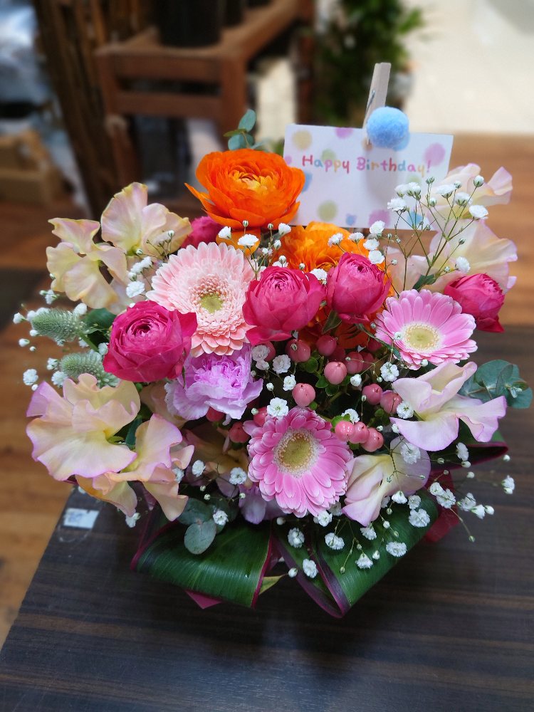 春の花パステル系アレンジメント